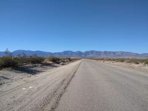 Longview Rd, Littlerock, CA 93543 photo 3