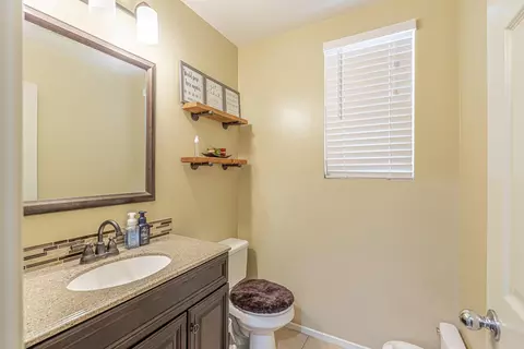 44727 Ruthron Ave, Lancaster, CA 93536 photo 10