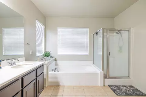 44727 Ruthron Ave, Lancaster, CA 93536 photo 22