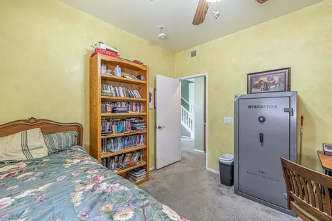 2049 Benfar Dr, Lancaster, CA 93535 photo 11