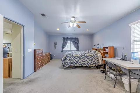2049 Benfar Dr, Lancaster, CA 93535 photo 32