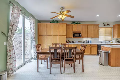 2049 Benfar Dr, Lancaster, CA 93535 photo 14