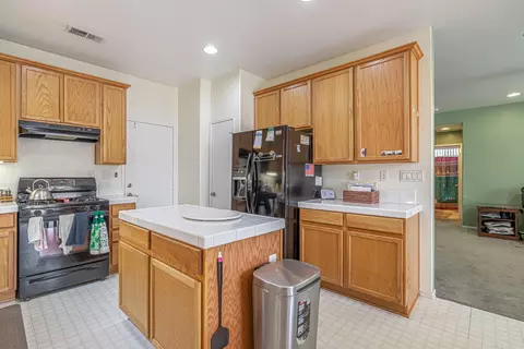2049 Benfar Dr, Lancaster, CA 93535 photo 17
