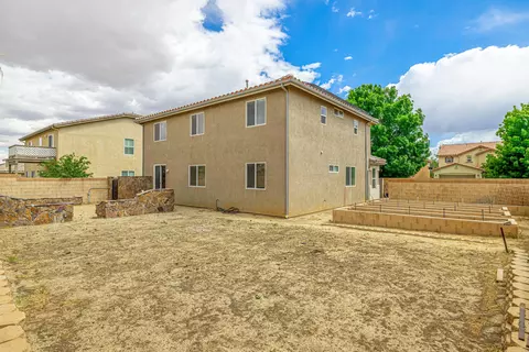 2049 Benfar Dr, Lancaster, CA 93535 photo 20
