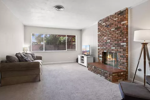 43846 Cedar Ave, Lancaster, CA 93534 photo 6