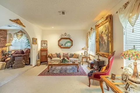 43020 Ed Halley Pl, Lancaster, CA 93536 photo 8