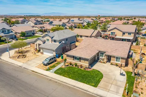 5845 Adobe Dr, Palmdale, CA 93552 photo 32