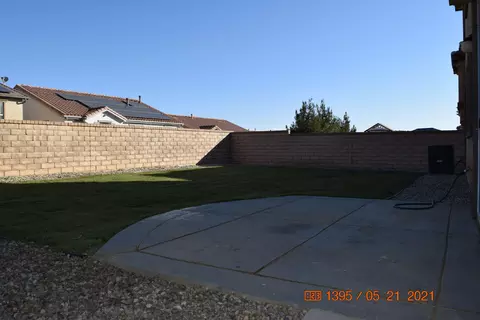 37469 Ruby Red Ln, Palmdale, CA 93551 photo 3
