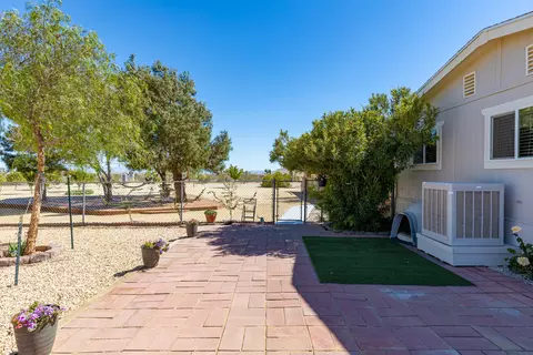 8848 49th St W, Mojave, CA 93501 photo 44