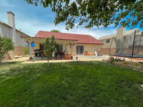1010 Edie Way, Lancaster, CA 93535 photo 15