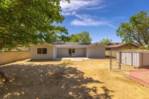 44834 Hanstead Ave, Lancaster, CA 93535 photo 28