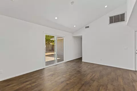 44834 Hanstead Ave, Lancaster, CA 93535 photo 15