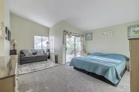42701 Minstrel Dr, Quartz Hill, CA 93536 photo 9