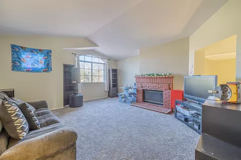 42701 Minstrel Dr, Quartz Hill, CA 93536 photo 10
