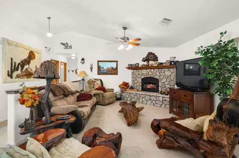 2585 Briar Glen Rd, Acton, CA 93510 photo 5