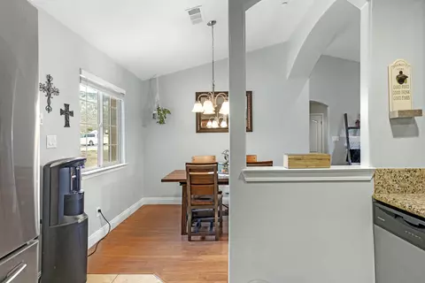 18341 Branding Iron Ct, Tehachapi, CA 93561 photo 9
