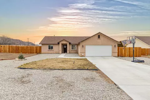 18341 Branding Iron Ct, Tehachapi, CA 93561 photo 2
