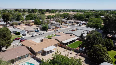 620 Ovington St E, Lancaster, CA 93535 photo 37