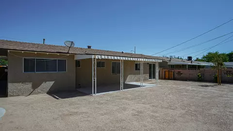 620 Ovington St E, Lancaster, CA 93535 photo 27