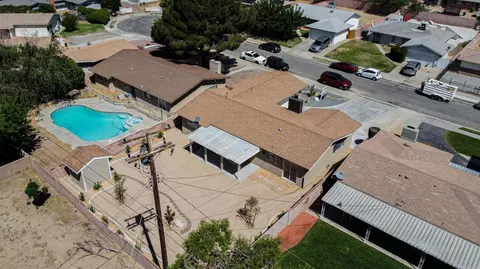 620 Ovington St E, Lancaster, CA 93535 photo 35