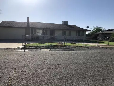 40235 174th St E, Palmdale, CA 93591 photo 1