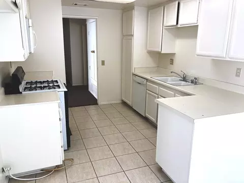 3208 Avenue S2 E, Palmdale, CA 93550 photo 3