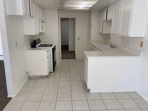 3208 Avenue S2 E, Palmdale, CA 93550 photo 5