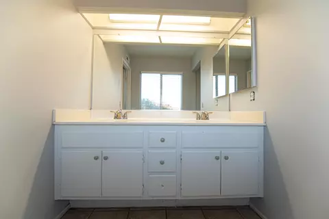 527 J-12 E, Lancaster, CA 93535 photo 18