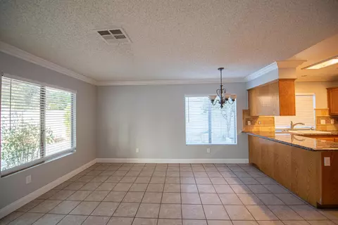 527 J-12 E, Lancaster, CA 93535 photo 12
