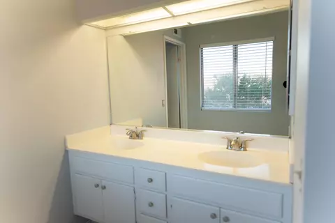 527 J-12 E, Lancaster, CA 93535 photo 19
