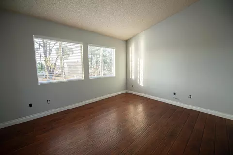 527 J-12 E, Lancaster, CA 93535 photo 16