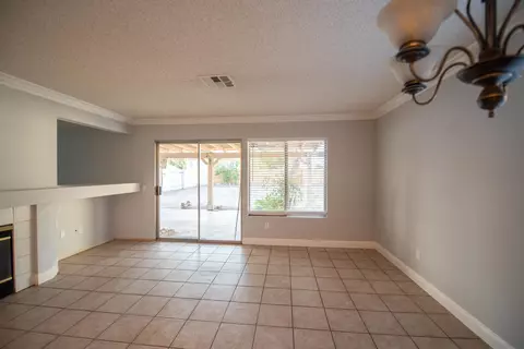 527 J-12 E, Lancaster, CA 93535 photo 6