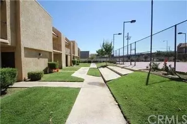 44200 Kingtree Ave UNIT 38, Lancaster, CA 93534 photo 2
