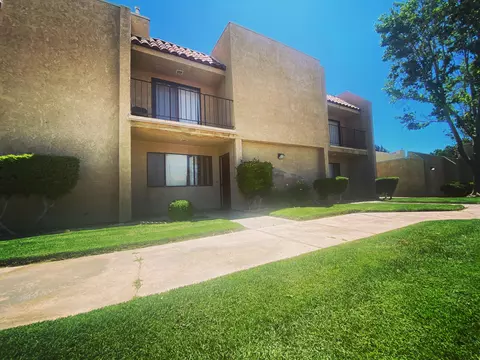 44200 Kingtree Ave UNIT 38, Lancaster, CA 93534 photo 3