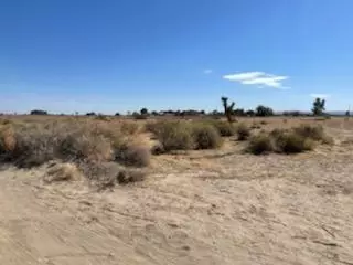 92 Ste Vic Avenue I12 Ste, Lancaster, CA 93535