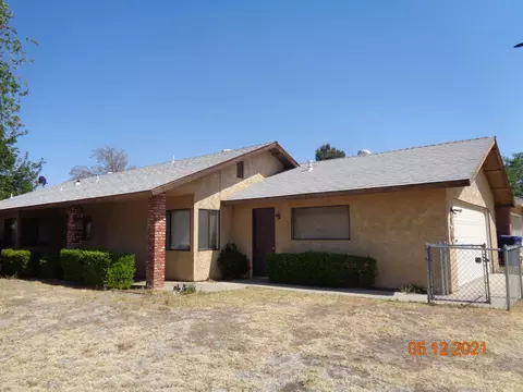 44536 Sancroft Ave, Lancaster, CA 93535 photo 2