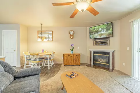 43702 5th St E, Lancaster, CA 93535 photo 4