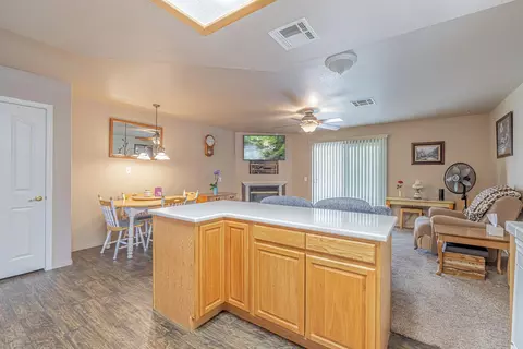 43702 5th St E, Lancaster, CA 93535 photo 7