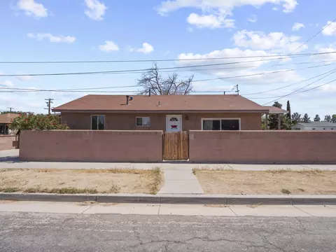 2098 Panamint St, Mojave, CA 93501 photo 1