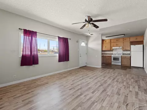 2098 Panamint St, Mojave, CA 93501 photo 14