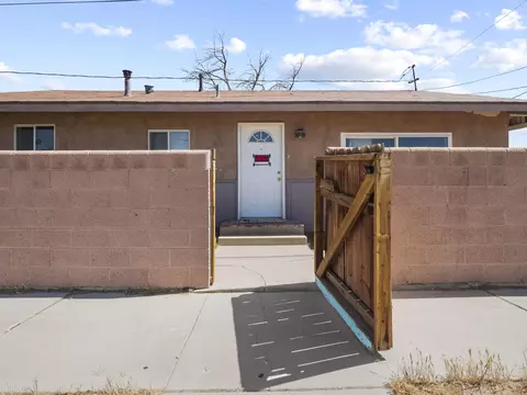 2098 Panamint St, Mojave, CA 93501 photo 7