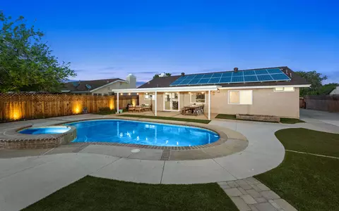 42637 Calandri Ln, Lancaster, CA 93536 photo 5