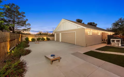 42637 Calandri Ln, Lancaster, CA 93536 photo 11