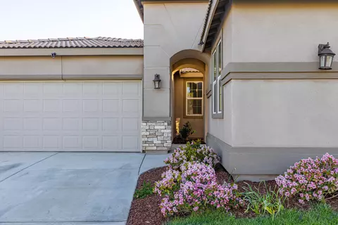 1316 Clasico Dr, Tehachapi, CA 93561 photo 3