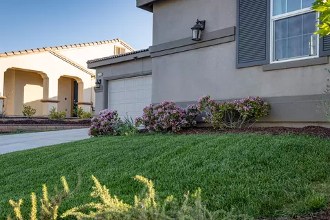 1316 Clasico Dr, Tehachapi, CA 93561 photo 5