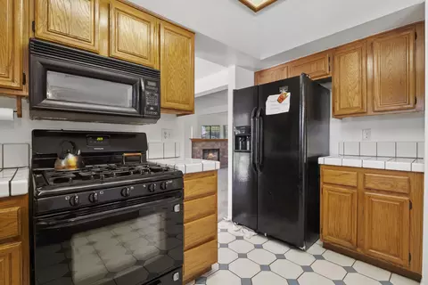 37767 52nd St E, Palmdale, CA 93552 photo 6