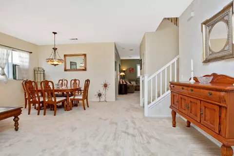 36770 30th St E, Palmdale, CA 93550 photo 4