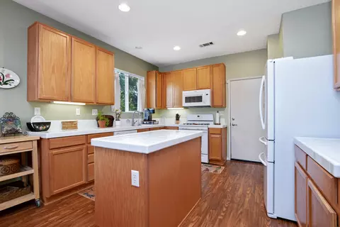 36770 30th St E, Palmdale, CA 93550 photo 8