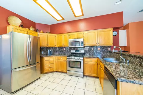 37439 56th St E, Palmdale, CA 93552 photo 13