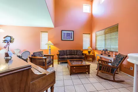 37439 56th St E, Palmdale, CA 93552 photo 4